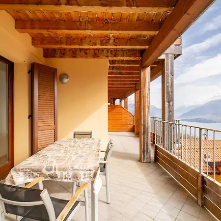 Willow With Lakeview By Wonderful Italy Apartamento Gravedona